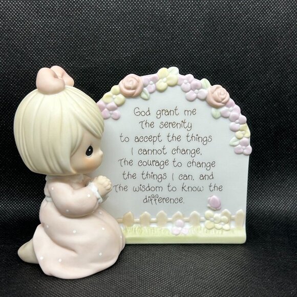 Precious Moments "Serenity Prayer Girl " figurine - Picture 1 of 3